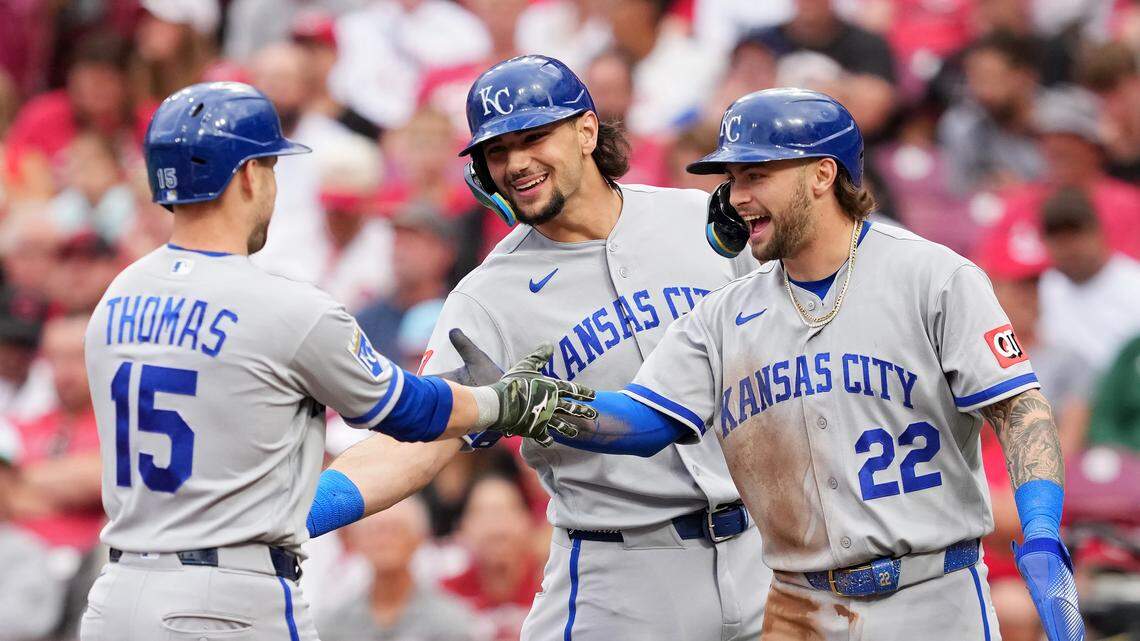 Royals snap 6-game losing streak — in emphatic fashion — in Monday’s win at Reds