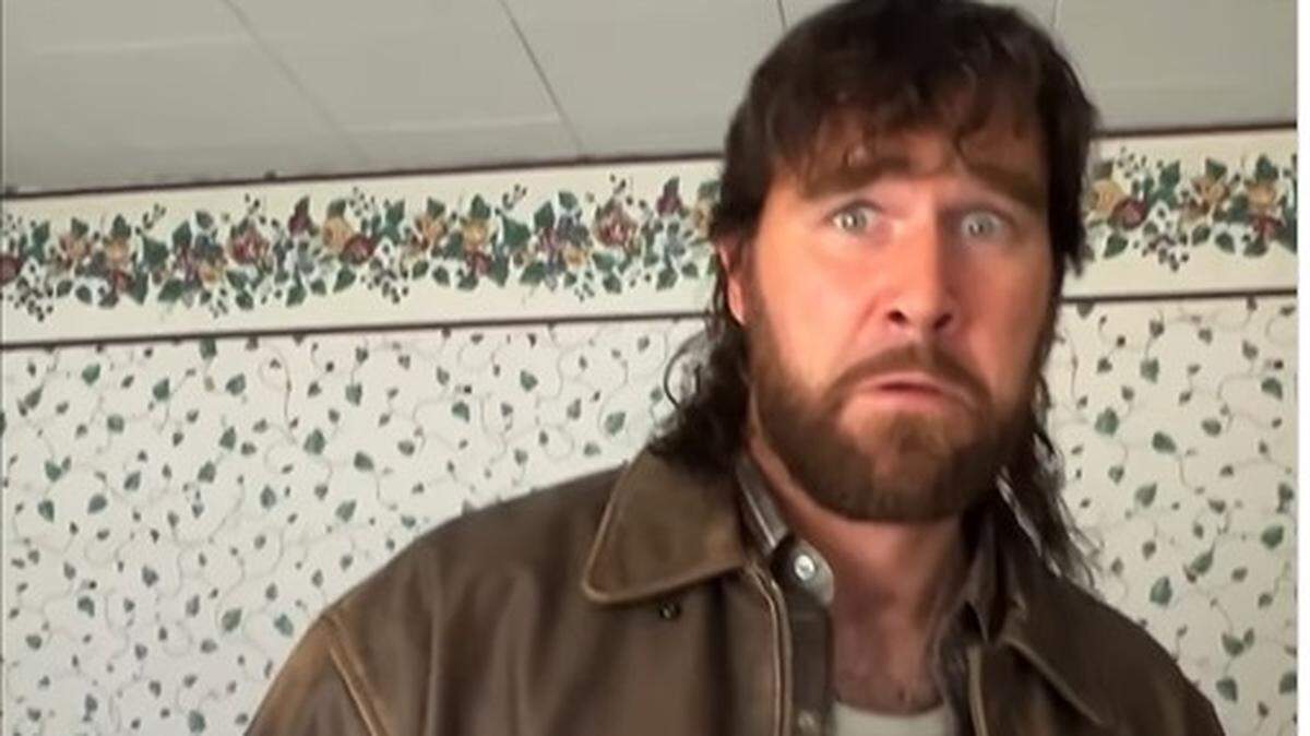 Travis Kelce’s character has a mullet in part of “Grotesquerie.”