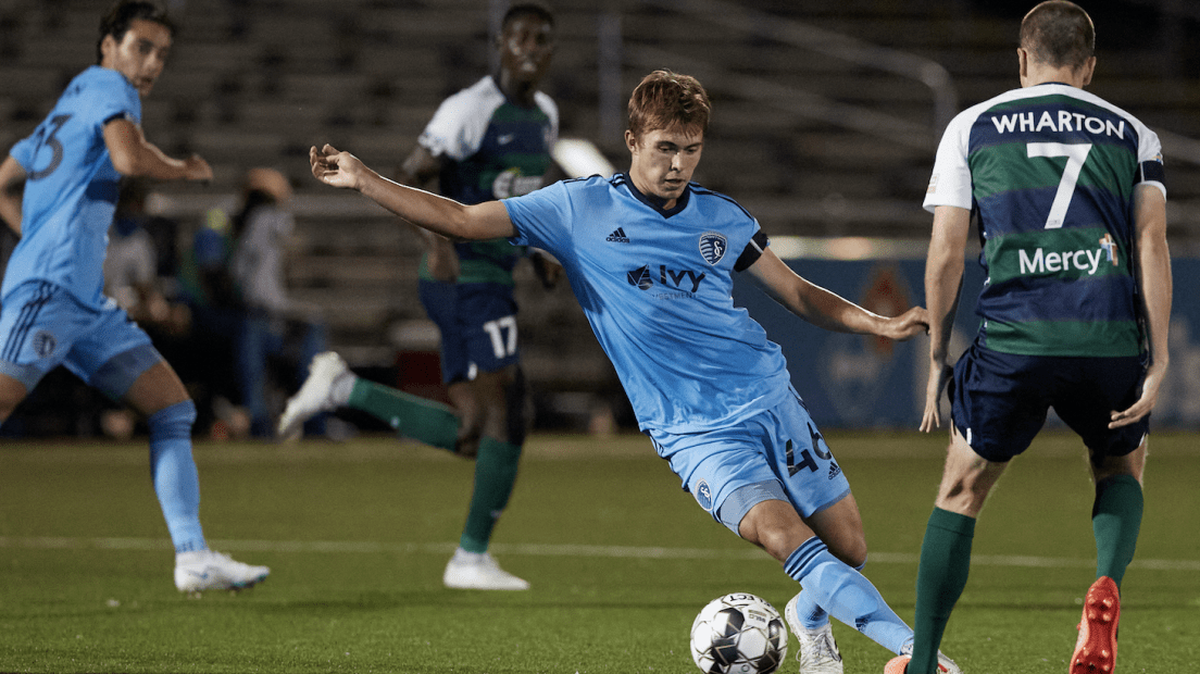 Sporting Kansas City’s latest homegrown player, Jake Davis, is capable of helping at both midfield and right back. Coach Peter Vermes likes his versatility.