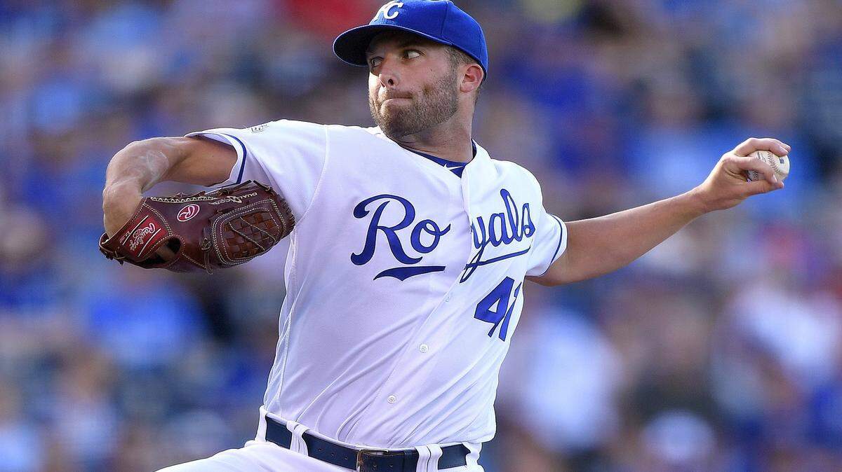 Kansas City Royals relief pitcher Danny Duffy throws in the first inning during Saturday's baseball game against the Toronto Blue Jays on August 6, 2016 at Kauffman Stadium in Kansas City.