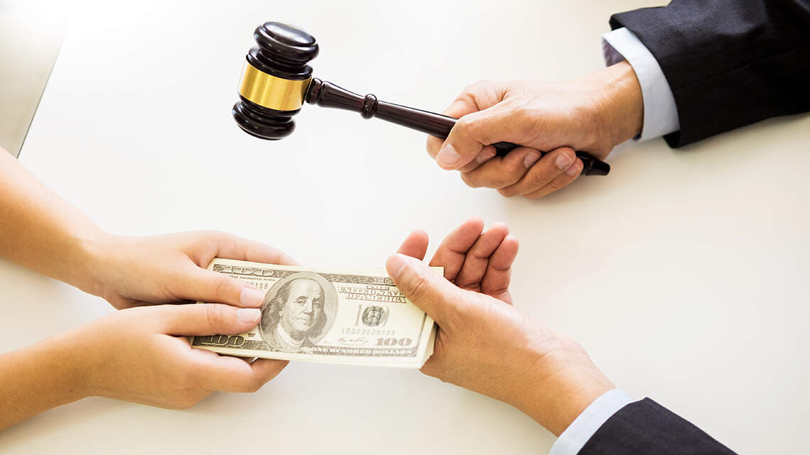 Lee's Summit man accused of taking millions in Ponzi scheme, spending on sports betting
