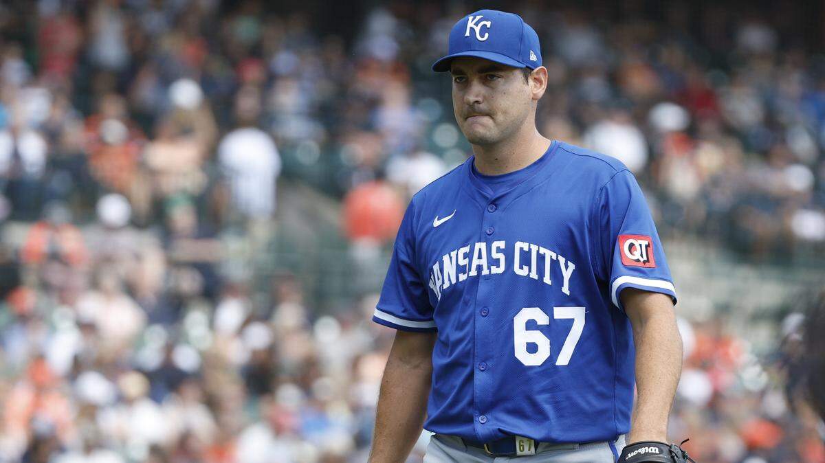 Kansas City Royals pitcher Seth Lugo (67) looks on after the first inning against the Detroit Tigers at Comerica Park on Aug. 24, 2025.