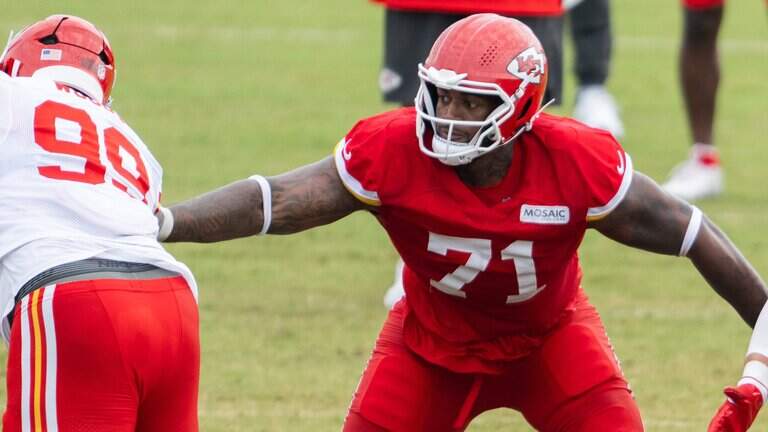 Josh Simmons’ absence has left Chiefs fans with all sorts of questions
