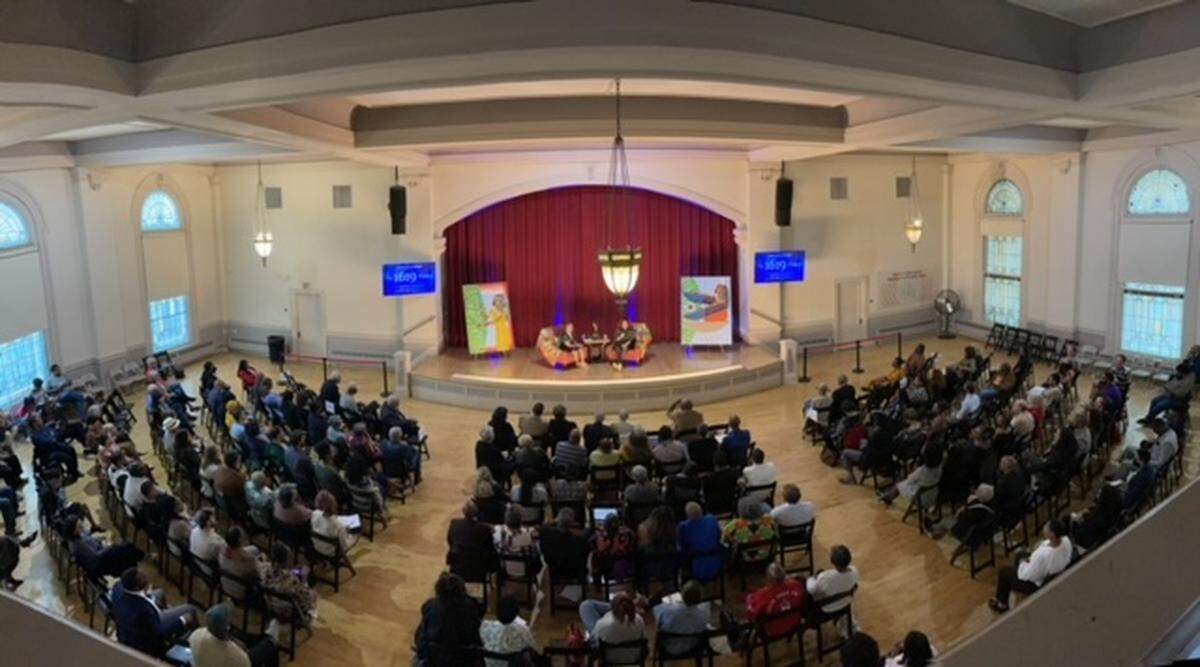 The auditorium of the Delta Athenaeum full for a speaker event featuring Nikole Hannah-Jones.