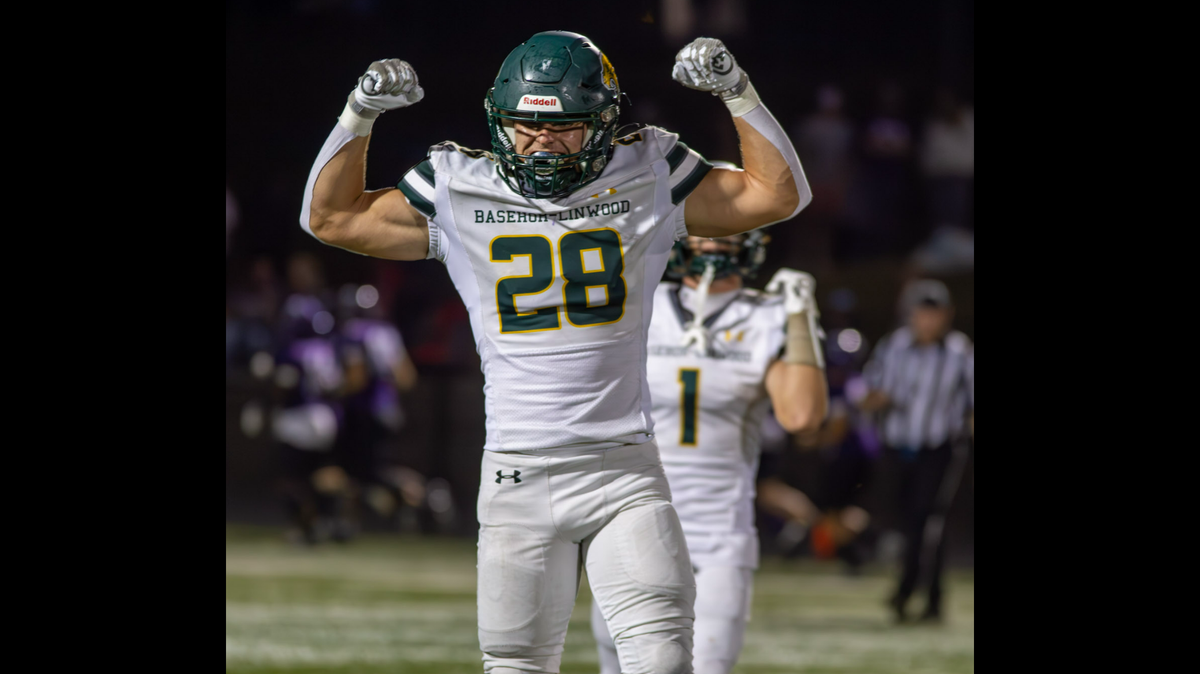 Basehor-Linwood senior linebacker Garrett Pierce