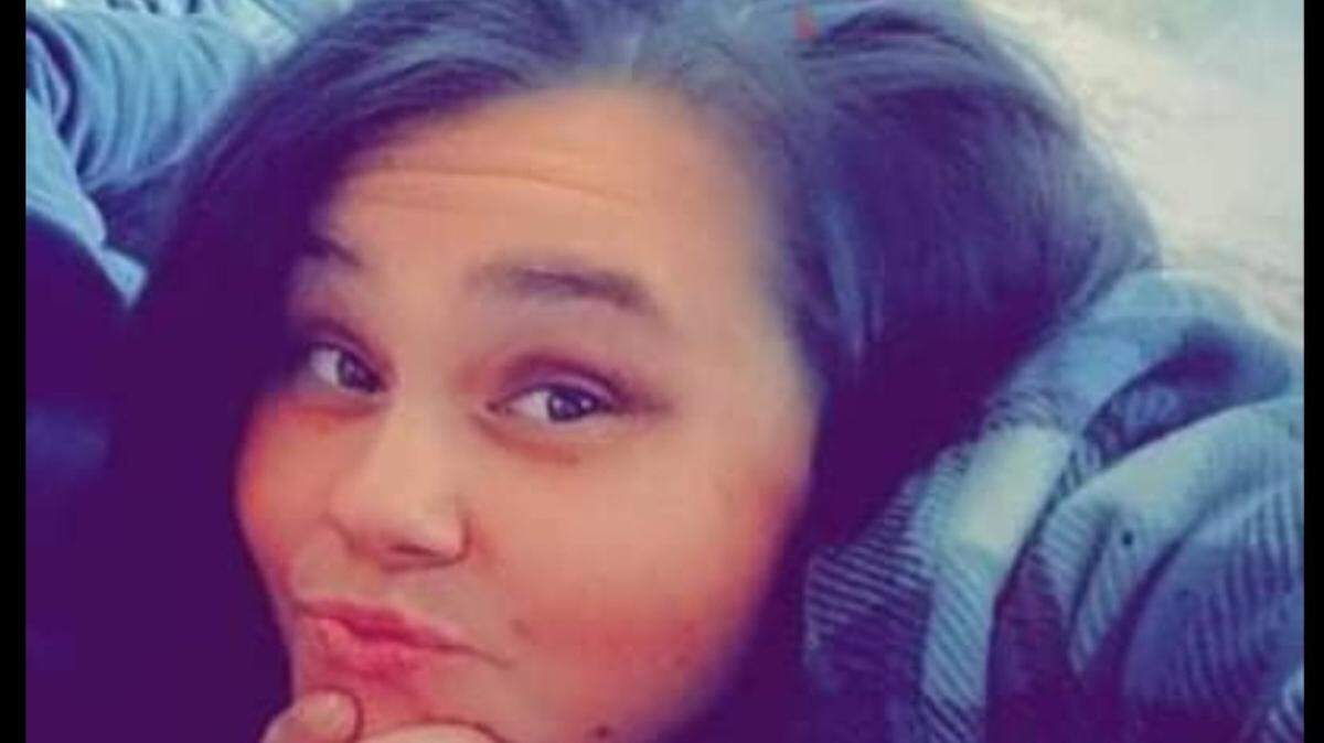 Elizabeth Lindsey, 28, died on a cold Jan. 13 morning fire in a homeless encampment under an Interstate 70 overpass. “She’s in heaven. . . .It gives me peace to know that she’s not freezing now,” her mother said.