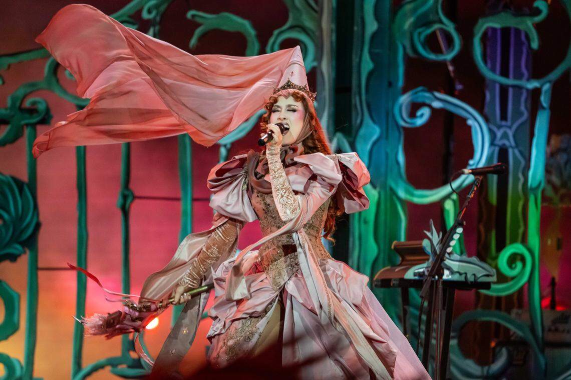 Pop singer Chappell Roan performs during her Visions of Damsels and Other Dangerous Things tour stop at National WWI Museum and Memorial Friday, Oct. 3, 2025, in Kansas City.