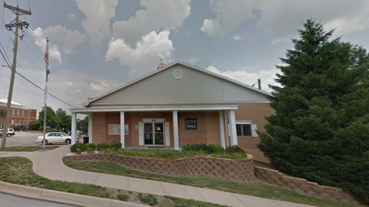 City hall in Platte City. This Google Maps Street View Image shows the area in July 2013.