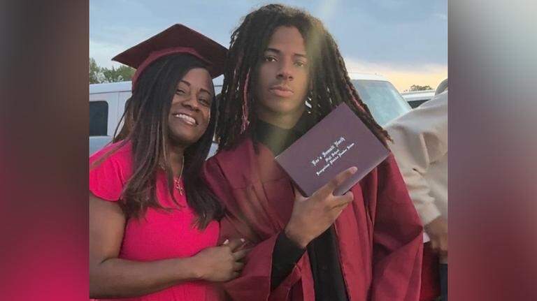 Deputy’s shooting of Lee’s Summit teen was ‘completely unjustified,’ attorney says