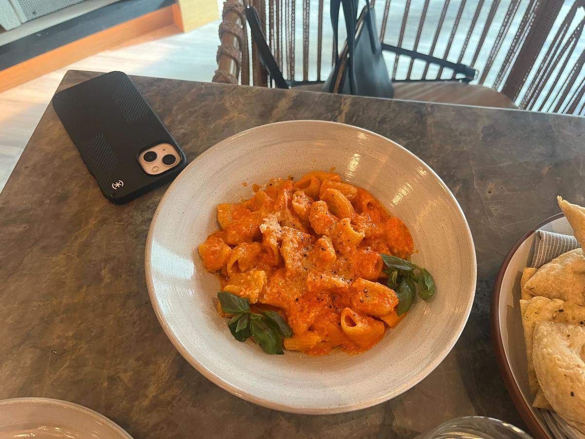 Palm Tree Club, 14 E. 14th St., offers a mezze rigatoni pasta on its menu. It’s cooked al dente and topped with vodka sauce.