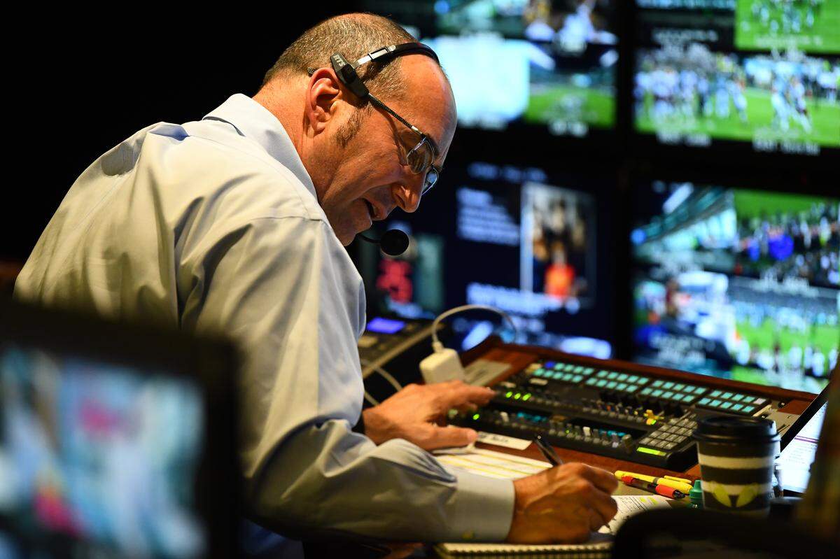Philadelphia, PA - October 23, 2017 - Lincoln Financial Field: Jay Rothman during a regular season Monday Night Football game (Photo by Joe Faraoni / ESPN Images)
