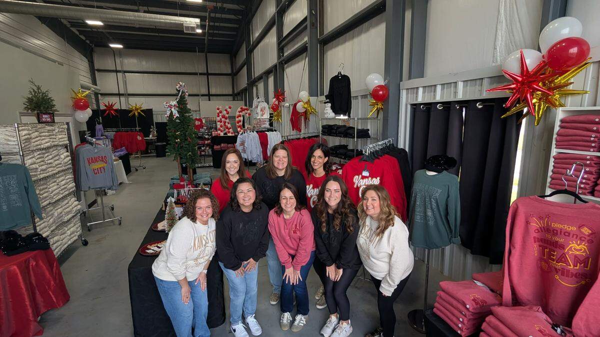 KC Swagger’s staff at the store’s yearly Holiday Pop Up Shop are (front row, from left) Bridget Bahr, Carie Beeler, Natalie Moylan, Kristen Order, Lauren Parks, (back row, from left) Sarah Lee, Sarah Neal and Gina Seibel.