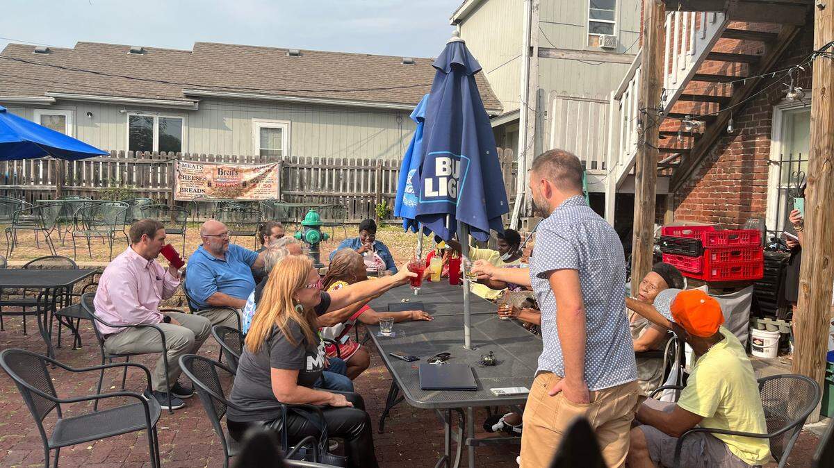 Activists with social justice organization MORE2 and alleged victims of ex-KCKPD Det. Roger Golubski gathered in the backyard patio of Briet’s Stein and Deli in Kansas City, Kansas on Thursday to celebrate a six-county felony indictment filed against the former cop.