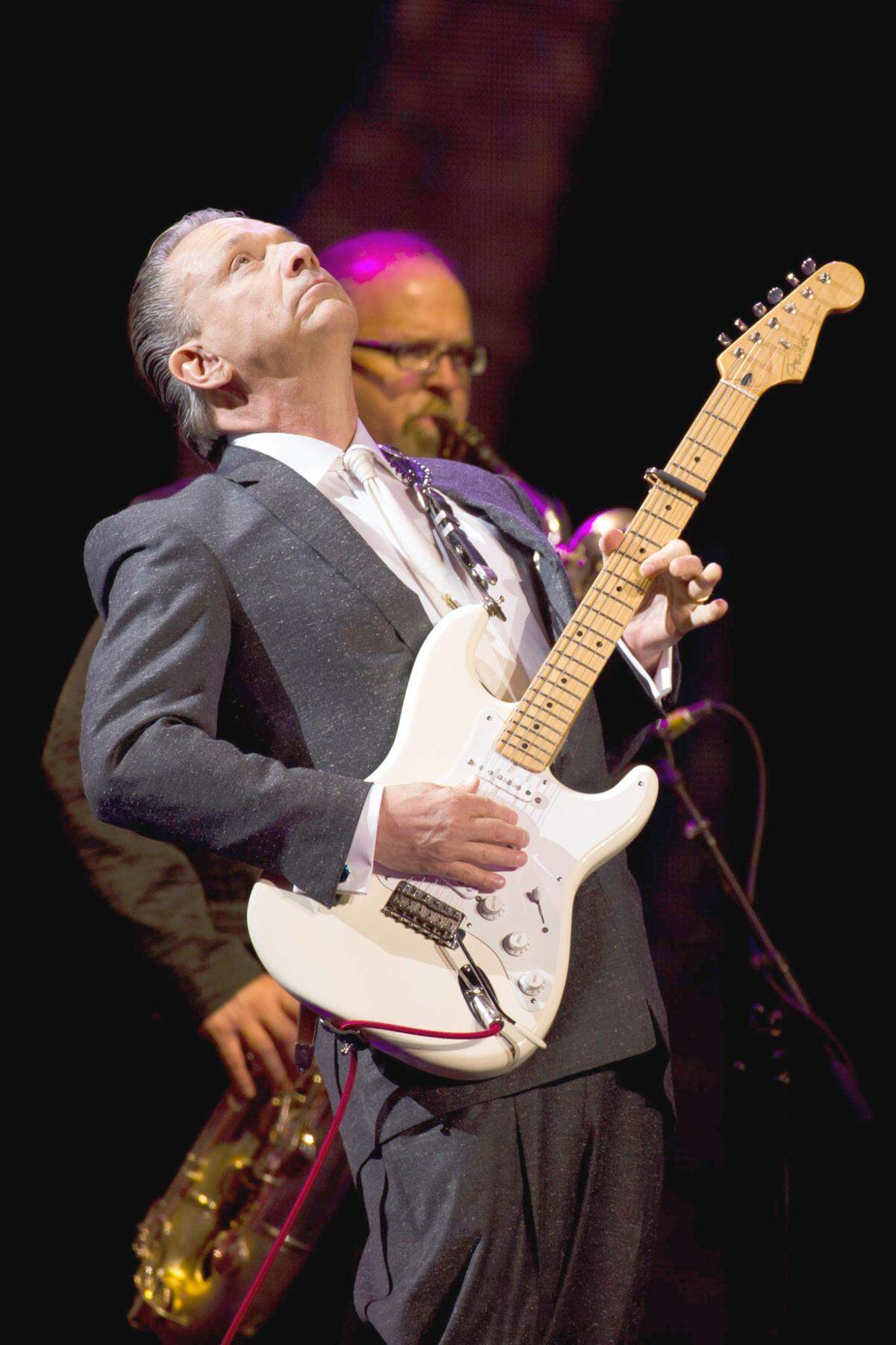 Guitarist Jimmie Vaughan will perform Oct. 28 at Knuckleheads.