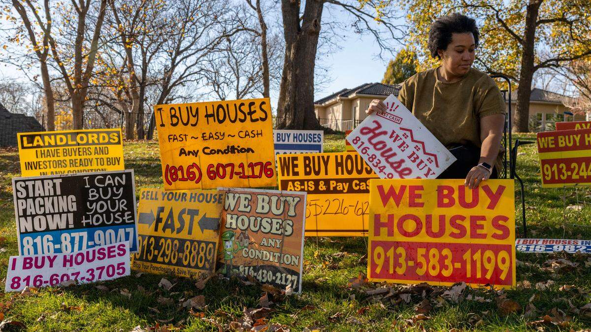 ‘It’s like taking advantage of folks’: These KC locals hunt down cash-for-homes signs