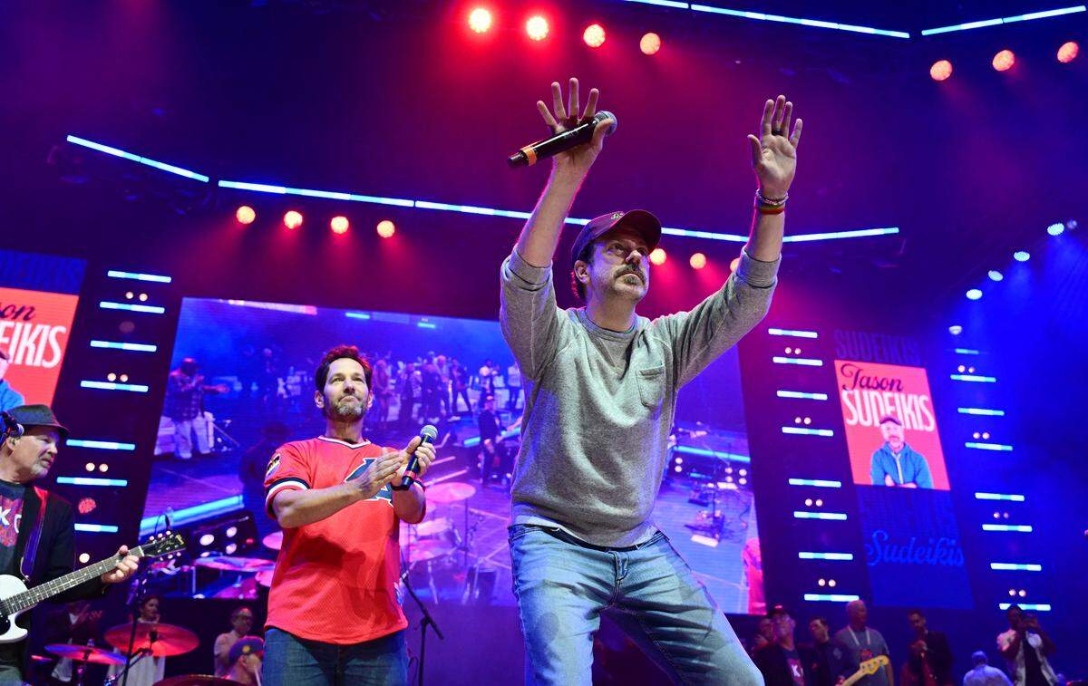 Co-host Jason Sudeikis performs Saturday, May 31, 2025, during the Big Slick Party and Show at T-Mobile Center in Kansas City.