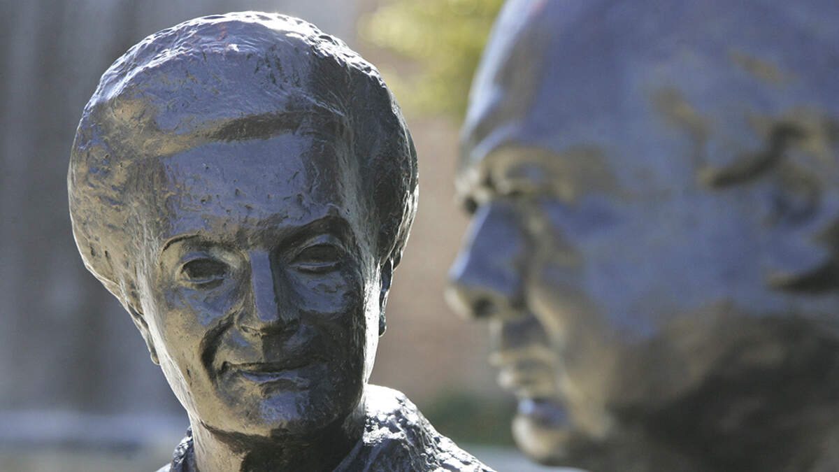 The statue Married Love of Winston and Clementine Churchill at Wornall Road and Ward Parkway was dedicated in 1984.