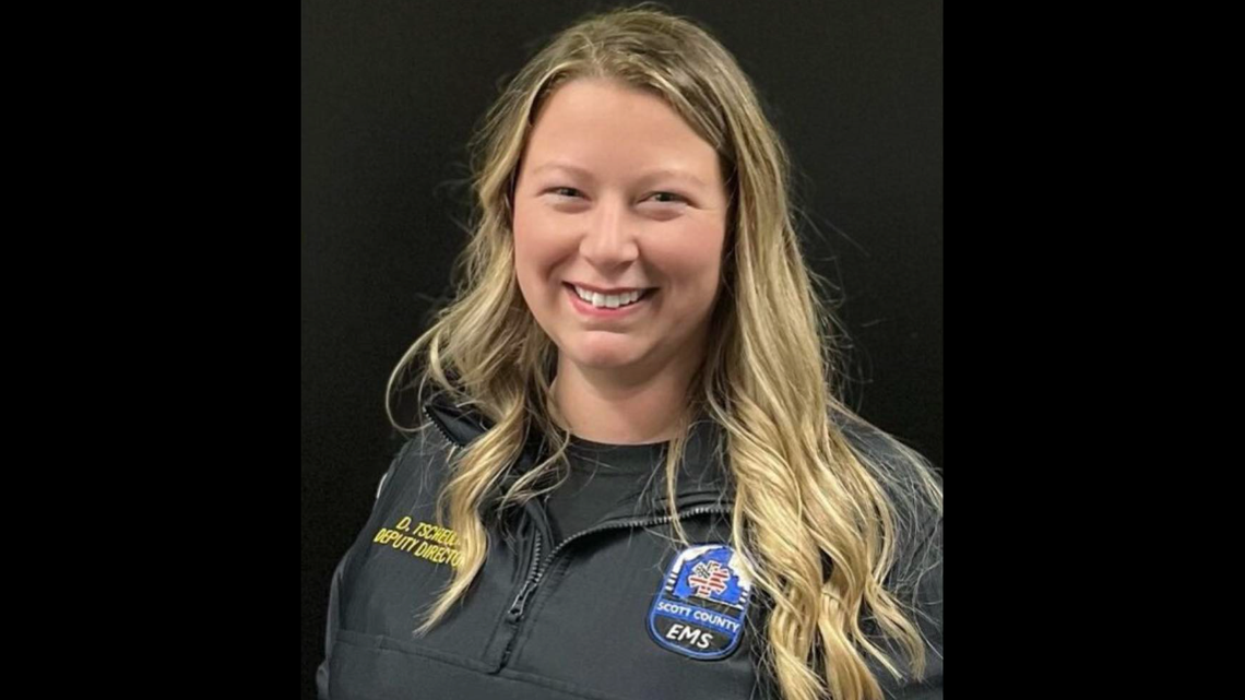 Devonnia Tscheulin, a paramedic with Scott County EMS, died while giving birth, her husband said.