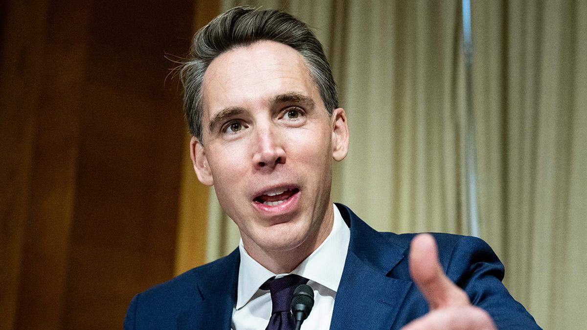 U.S. Senator Josh Hawley (R-MO) speaking at a Senate Homeland Security and Governmental Affairs hearing at the U.S. Capitol. (Photo by Michael Brochstein/Sipa USA)