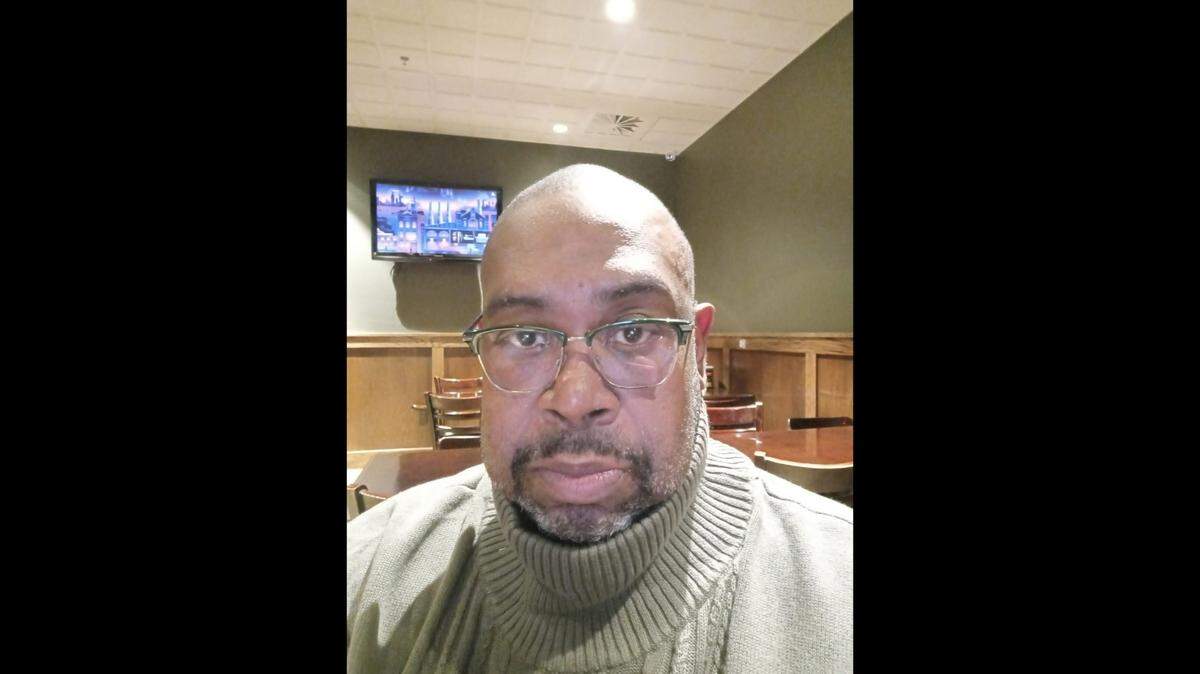Maurice Washington, a banker with Bread Financial, died Oct. 20 at the age of 58 due to ongoing kidney issues.