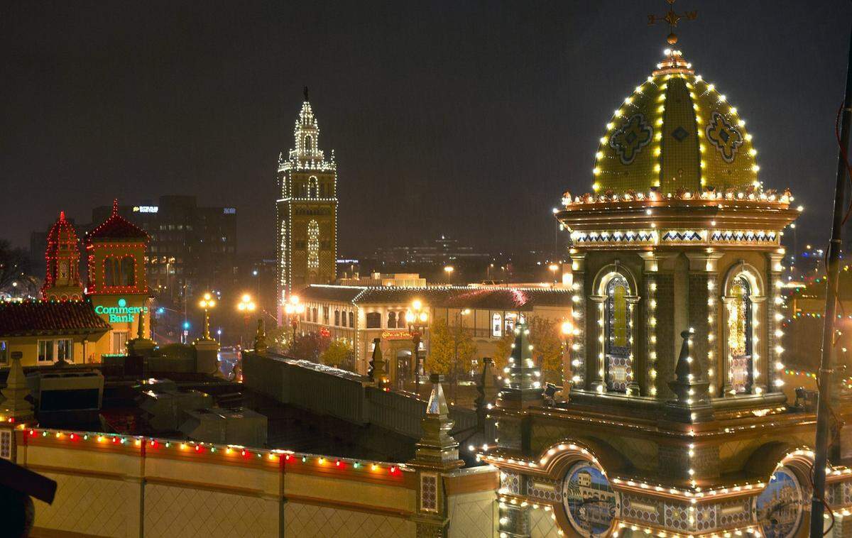 The traditional Thanksgiving night Plaza Lighting Ceremony will be for broadcast-only, but the Plaza Lights will shine daily through Jan. 10.