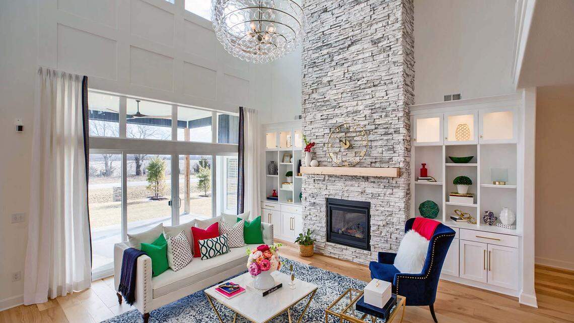 Rodrock’s Sundance Ridge offers 8 move-in-ready homes ranging from the mid-$400s to $1 million+. Among them is Rob Washam Homes’ Emrik III, an award-winning 1.5 story loaded with more than $100,000 of beautiful options—and priced more than $60,000 below reproduction costs!