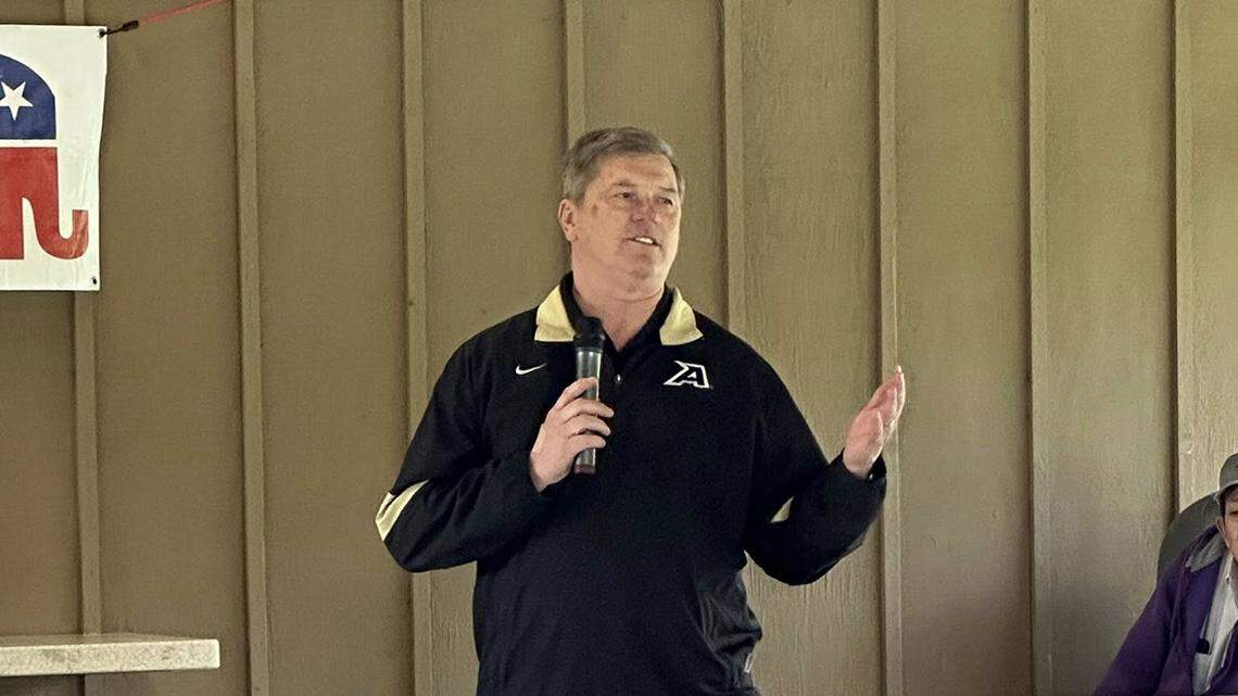 My Kansas state rep picks his own audience for chats, and I’m left out | Opinion