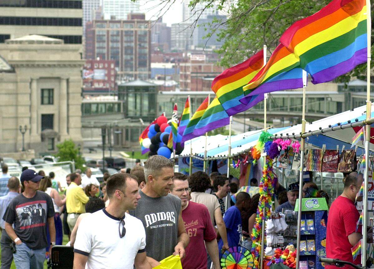 Kansas City Gay Pride 2004 opened at Liberty Memorial.