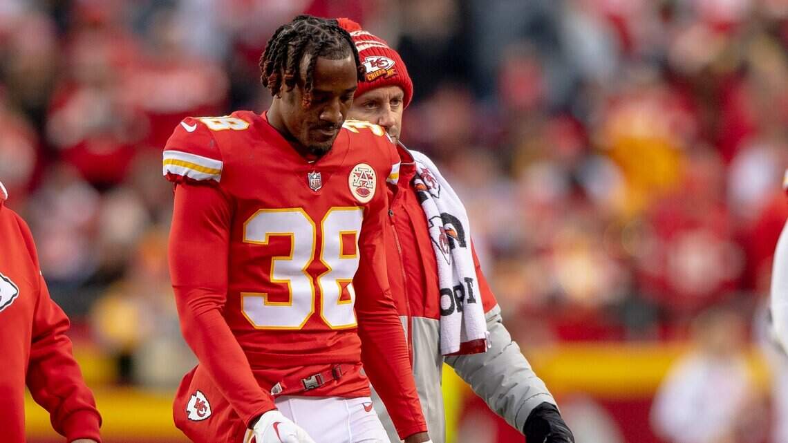 Chiefs are in wait-and-see mode with L’Jarius Sneed, who is in concussion protocol