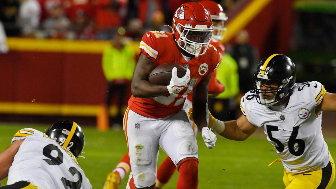 Chiefs running back Darrel Williams rushes the ball during the second half of the Kansas City Chiefs game against the Pittsburgh Steelers at Arrowhead Stadium Sunday, Dec. 26, 2021. Kansas City beat Pittsburgh, 36-10.