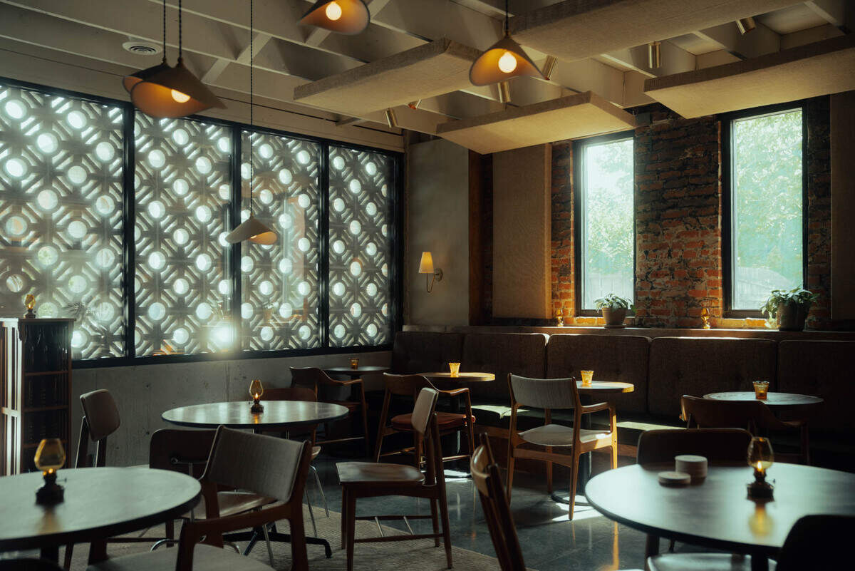 XO, a hi-fi lounge and restaurant, was set to open Friday at 709 W. 17th St.