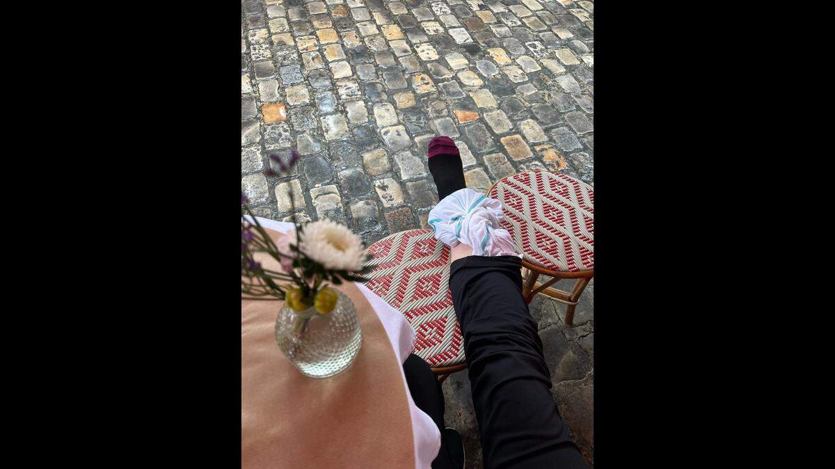 Denise Snodell was looking up at Sacre-Coeur’s majestic white domes when she fell and twisted her ankle. She refused to let the moment color an otherwise mostly lovely trip to Paris.