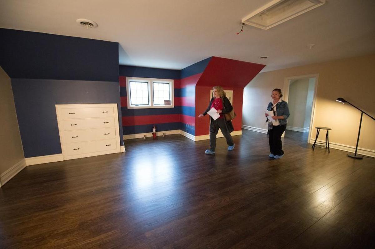 Third-floor common area