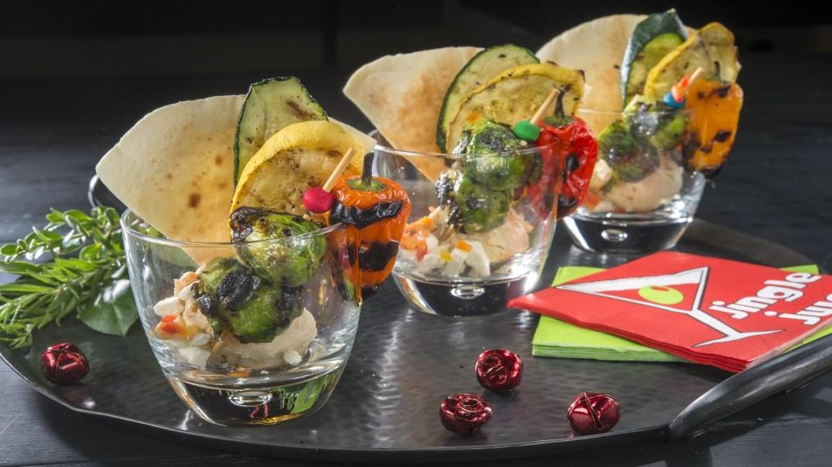 Grilled Vegetables With Hummus and Pita