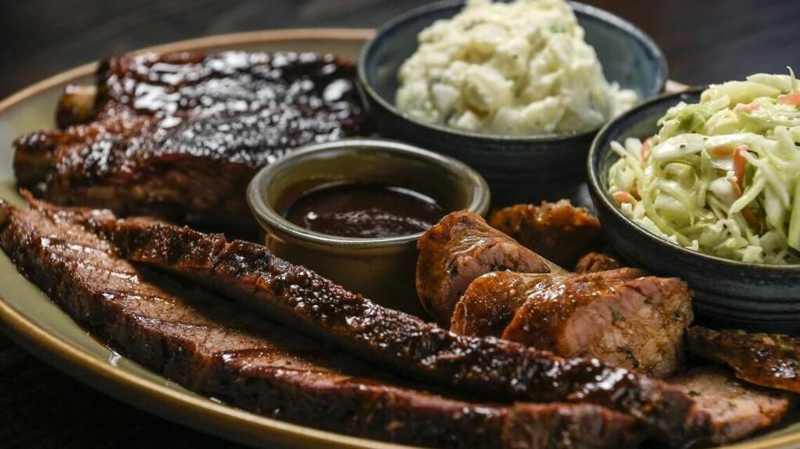 Popular Kansas City BBQ restaurant sets Lee’s Summit opening date
