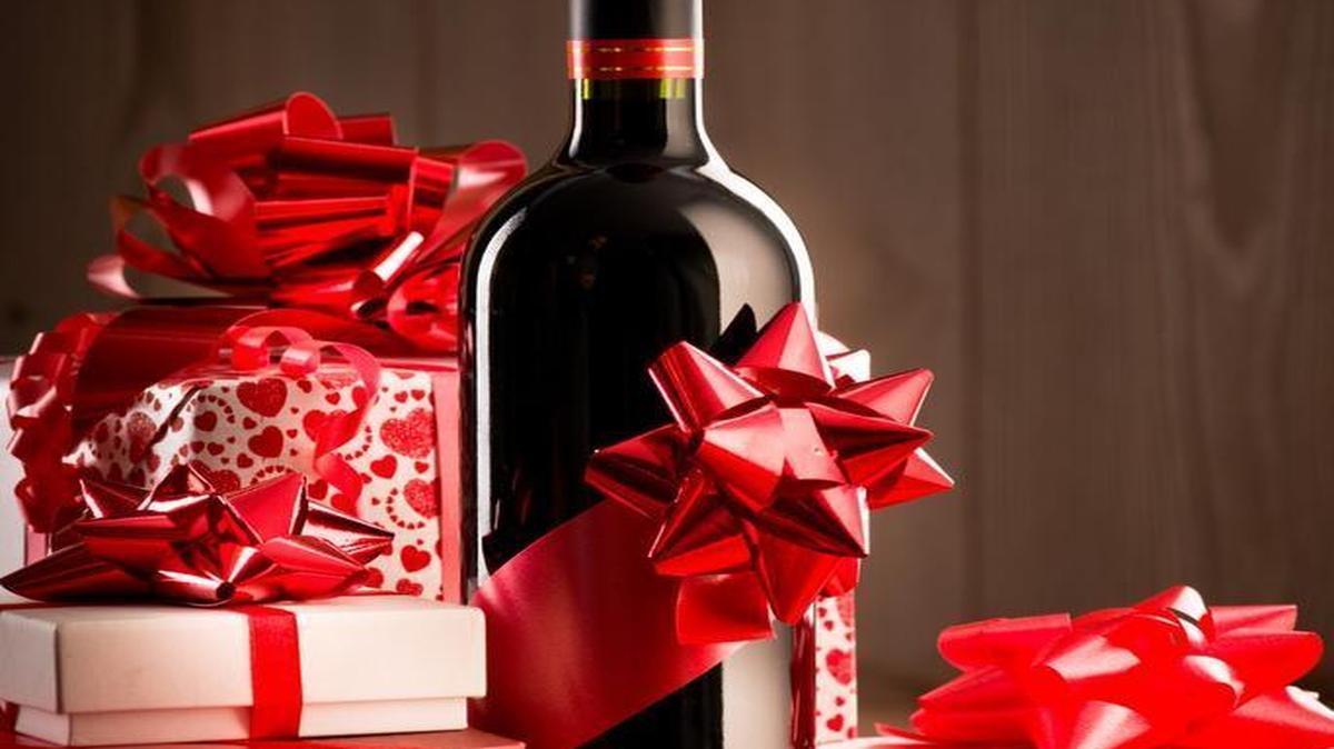 Whether you’re looking for red or white wines to present as gifts, Doug Frost’s tips can help complete your list.