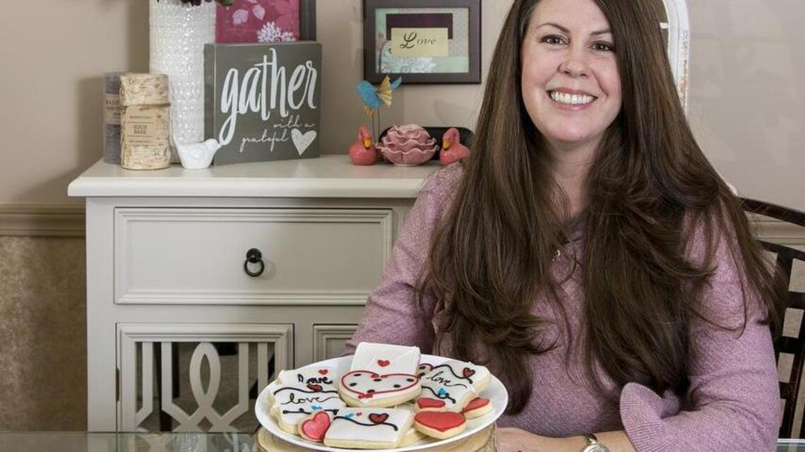 Lee’s Summit mom has perfected her sweet, pretty cookie and frosting recipes