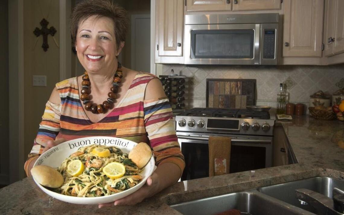 Entertain the easy way, with a batch of lemon garlic shrimp pasta