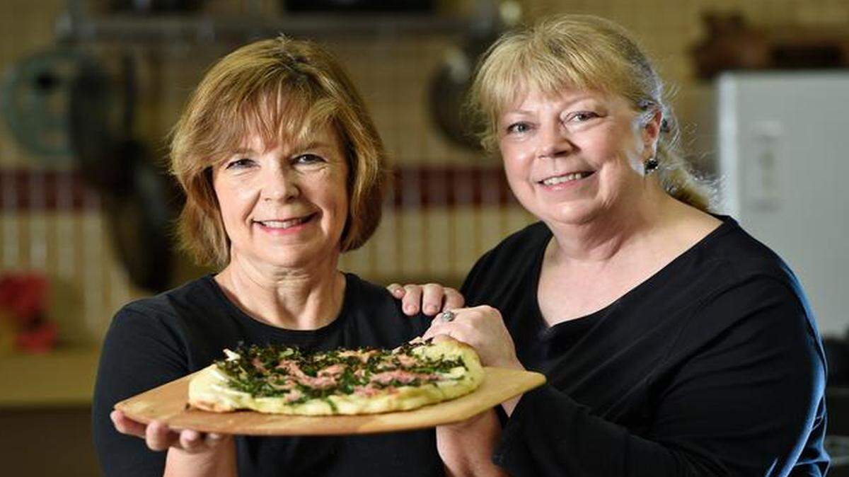 
Judith Fertig (left) and Karen Adler offer inventive options for toppings in “Patio Pizzeria.”
 
