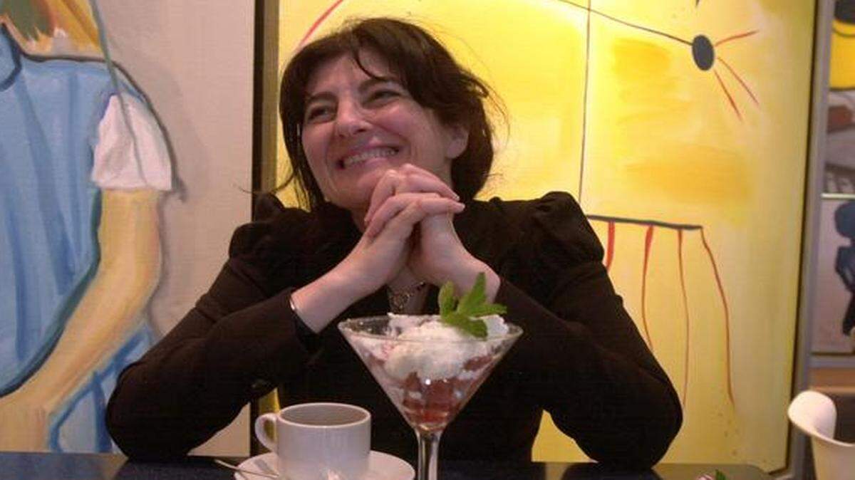 
With a series of food memoirs already on the book shelf, Ruth Reichl returned to Kansas City recently to promote Delicious!, her first novel. 
