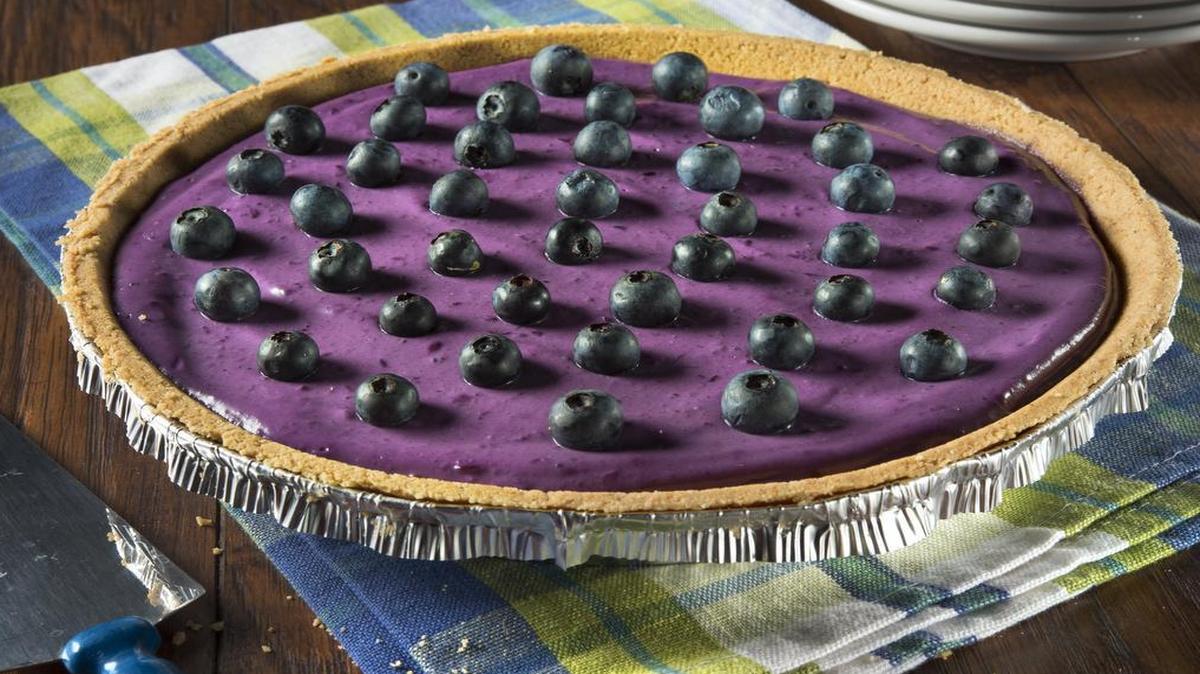 
Blueberry Refrigerator Pie
