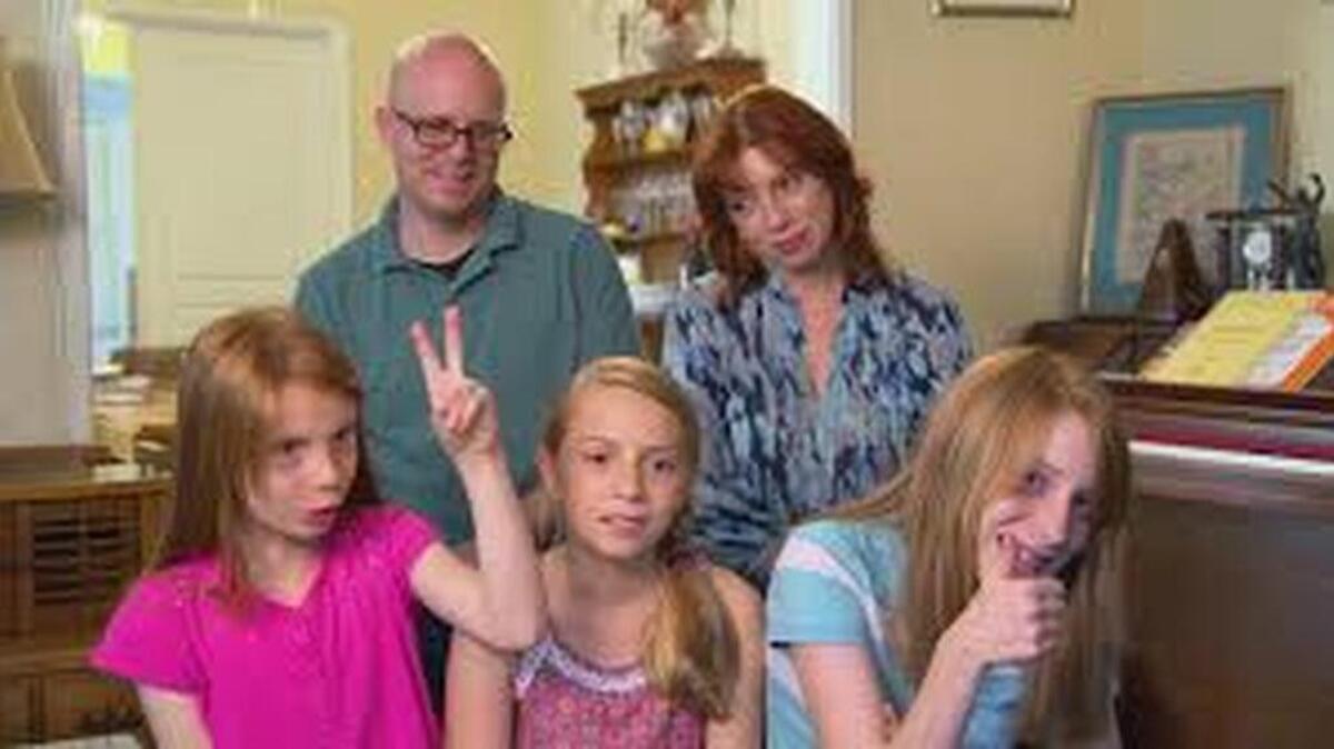 In the first season, a Los Angeles couple and their three daughters searched for a bigger house. An updated kitchen and large backyard were must-haves, but their girls had a hard time agreeing on the bedroom situation.