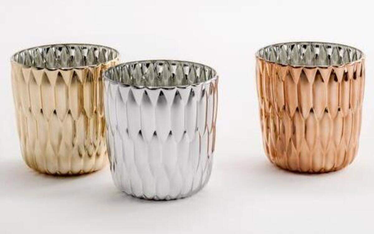 
Patricia Urquiola’s faceted Jelly vase for Kartell comes in rose, yellow, blue, mint green and smoke as well as clear. 
