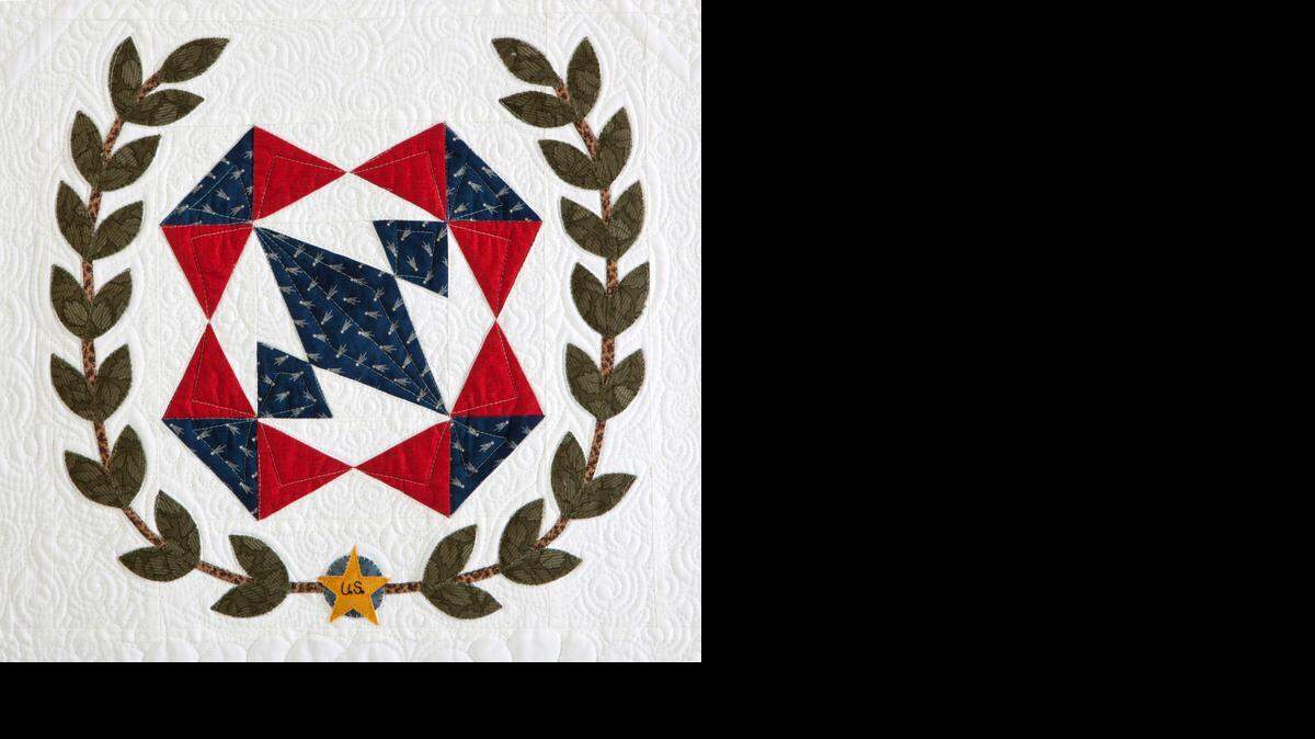 
Kansas City Star Quilt Block No. 10: Dove in the Window
