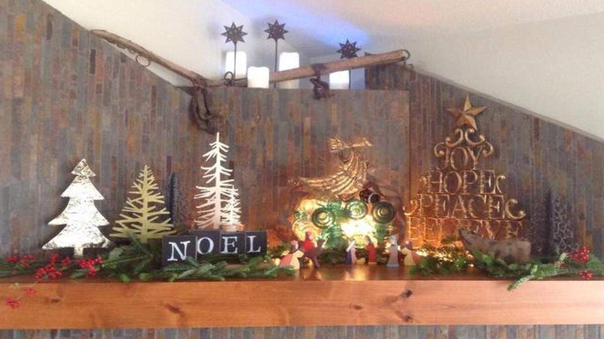 
Karli Foreman’s eclectic mantel had 52 likes.
