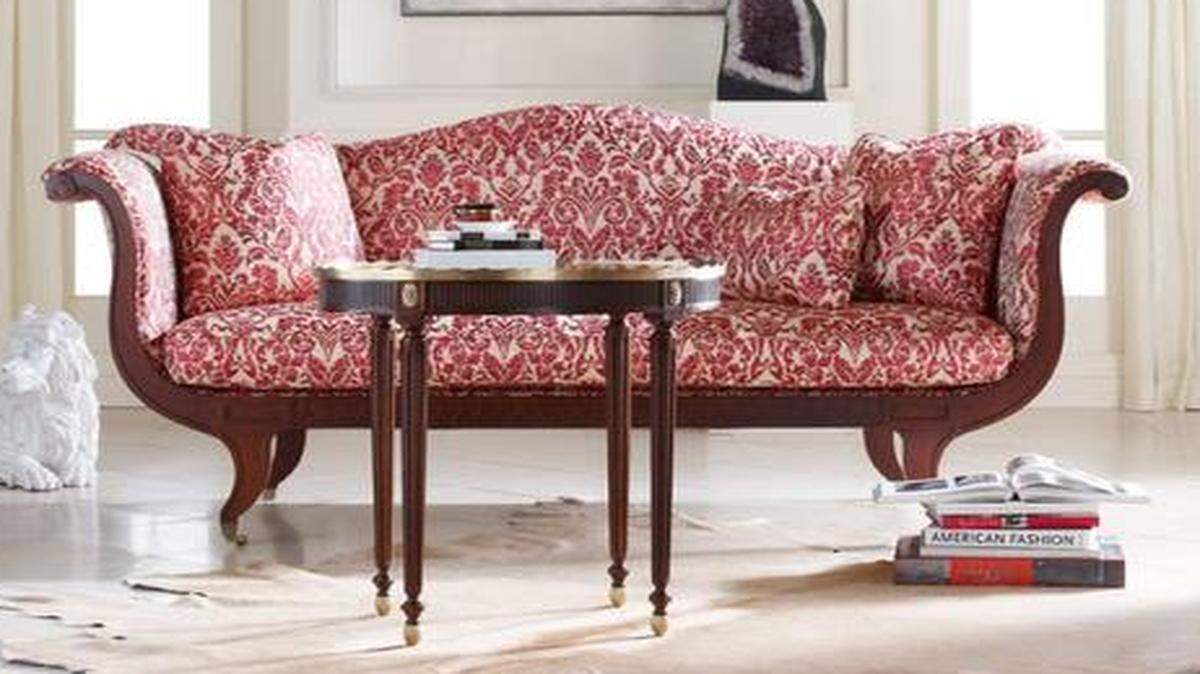 
KDR Designer Showrooms in Lenexa carries the Port Eliot settee by Baker ($12,536 and up). Here its traditional shape works perfectly in a transitional room thanks to fresh and fun damask upholstery.
