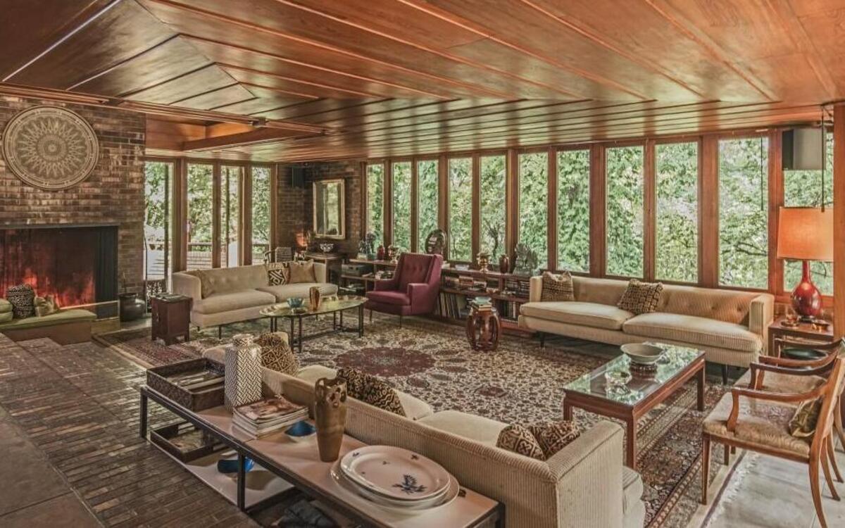 This 3600 Belleview home is one of two in Kansas City designed by Frank Lloyd Wright.