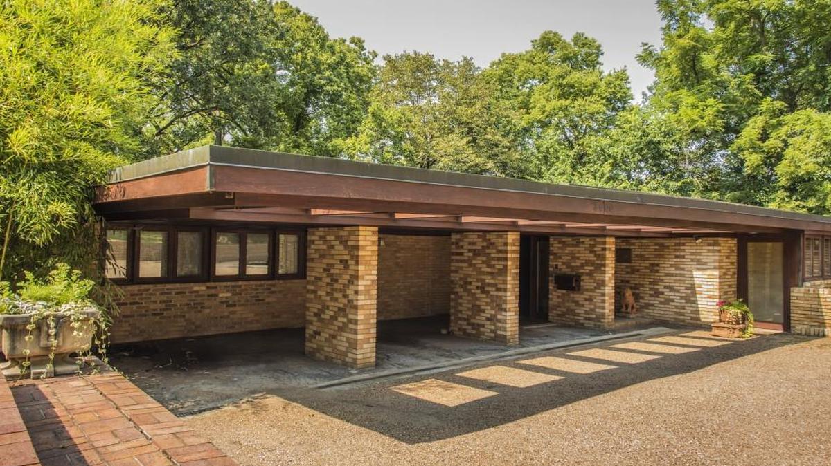 The Sondern-Adler Home in KC’s Roanoke neighborhood was designed by Frank Lloyd Wright.