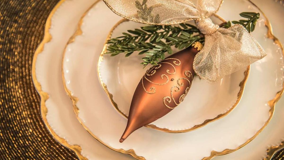 An elegant place setting is part of the festive decor at the Anderson home on the Kansas City Symphony Guild’s tour.