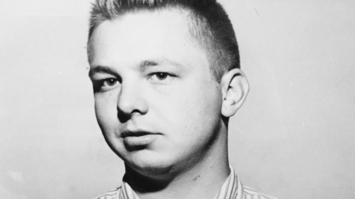 
Vernon Harold Billhartz, age 18 
